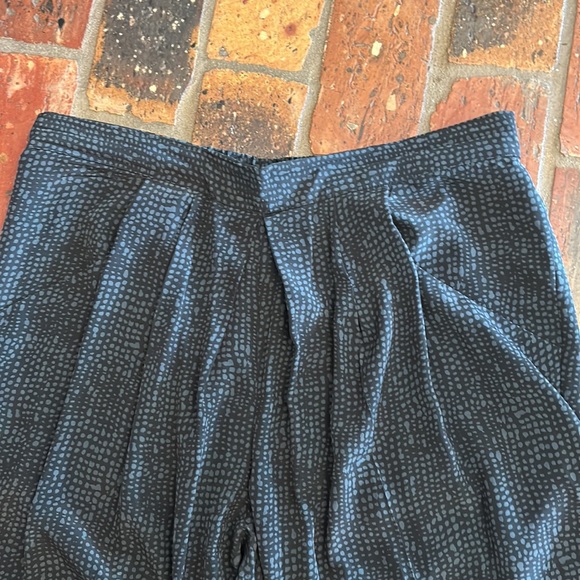 Eileen Fisher 100% Silk Georgette Pleat Pants szLP - Picture 14 of 14